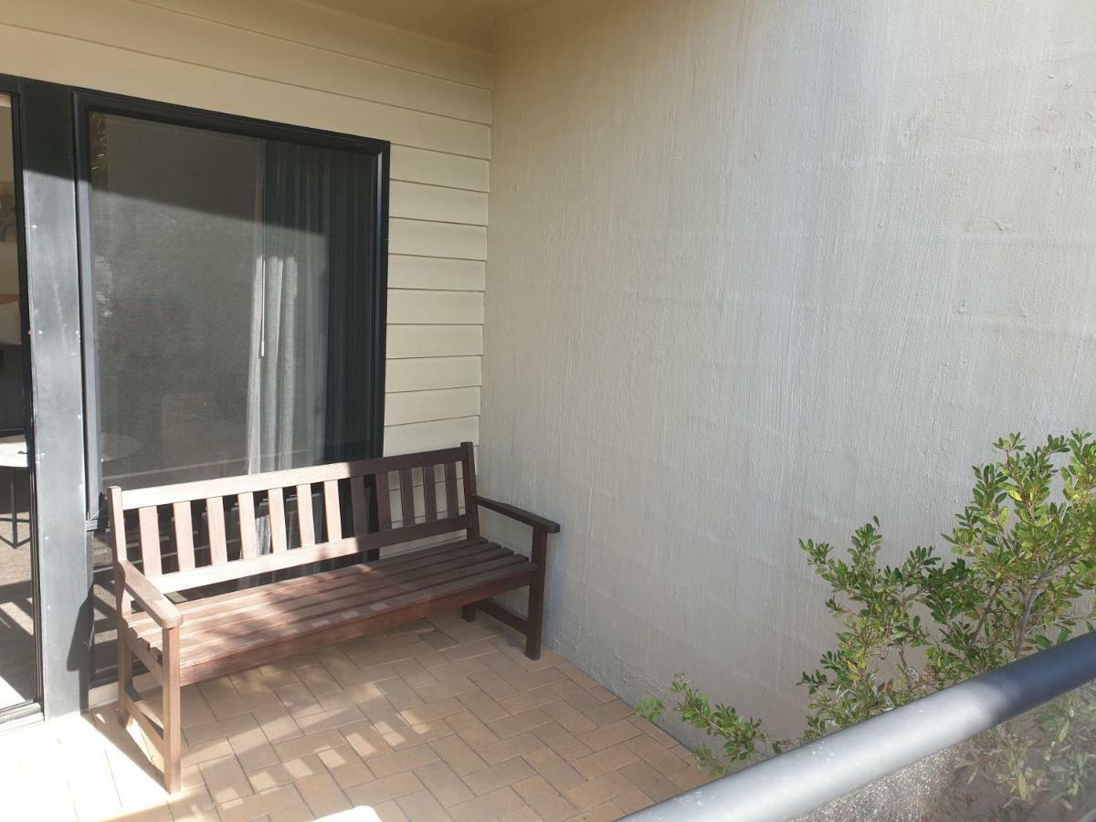 Metung Waters Motel And Apartments Exterior photo